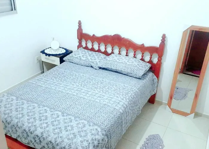 Quarto Em Apartamento